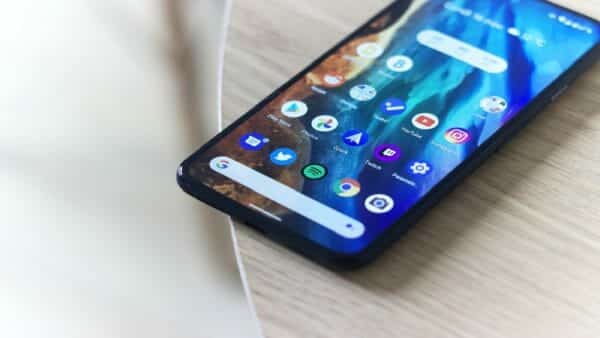 4 Cara Menghemat Baterai HP yang Harus Kamu Ketahui, Terlebih saat Perjalanan Jauh!