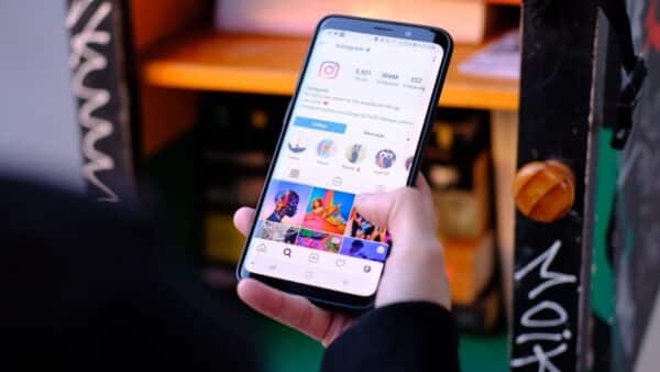 Cara Menampilkan Reels di Kisi Profil Instagram Terbaru 2022