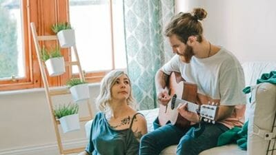 10 Ucapan Happy Boyfriend Day 2022, Terbaru Apa Benar Diperingati 3 Agustus?