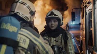 link nonton under fire sub indo