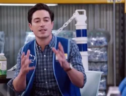 Link Nonton Superstore Sub Indo, Kisah Absurd Pegawai Toserba, Bukan LK21 Apalagi Rebahin