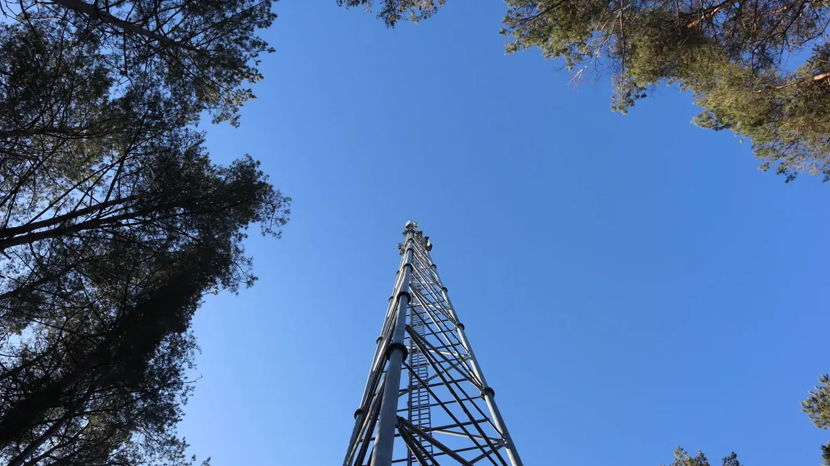 Perubahan & Aturan Terkini Infrastruktur Indosat yang Wajib Diantisipasi - cara mengunci jaringan 4g indosat hp vivo agar ping stabil