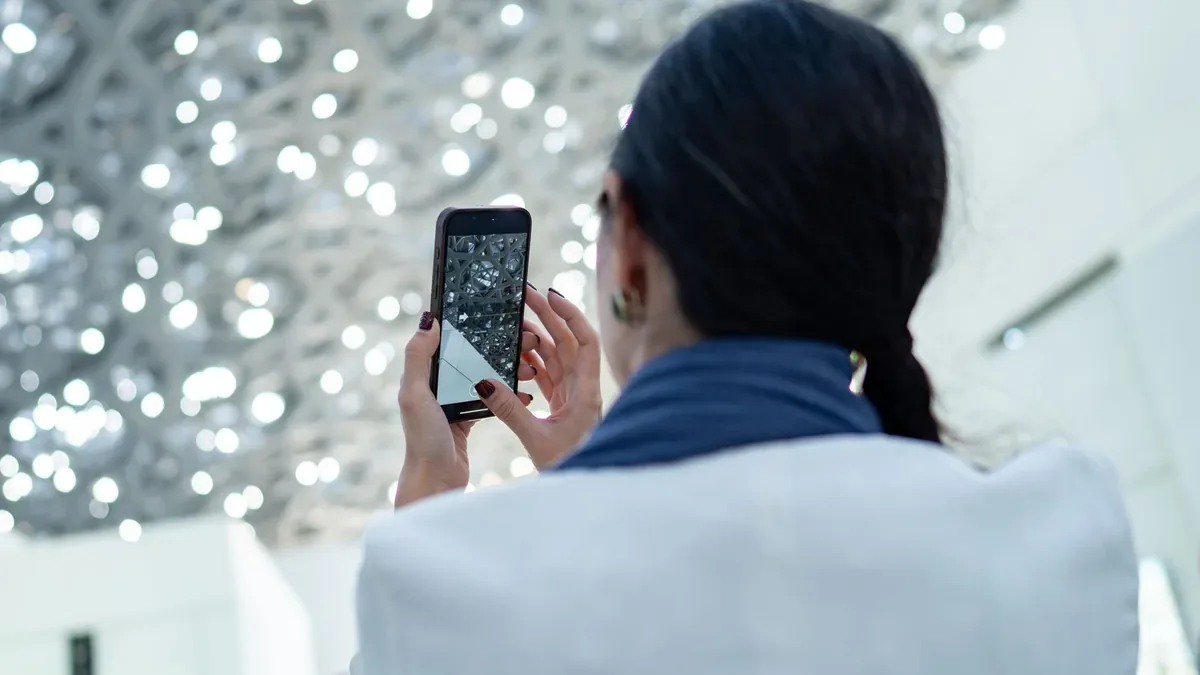 Metode 1: Menggunakan Fitur Sembunyikan Album Bawaan Galeri Vivo - cara menyembunyikan album di hp vivo Funtouch OS terbaru