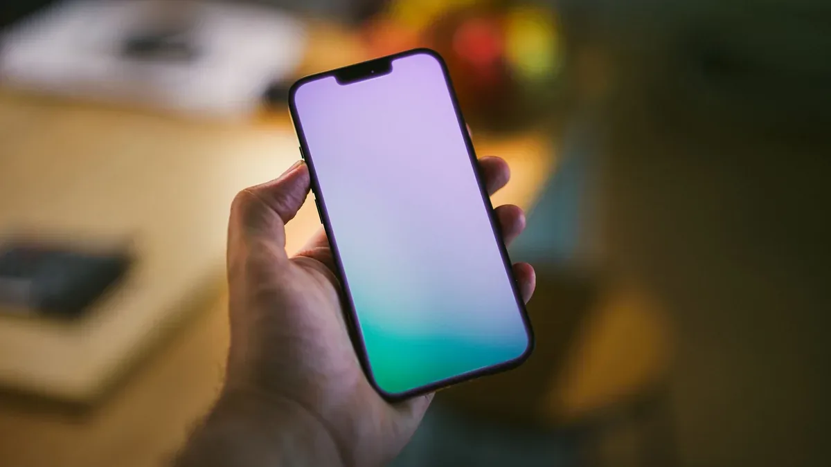 Metode Darurat Tim Redaksi: Cara Paksa Ngerestat HP Vivo yang Layarnya Tak Bisa Disentuh - cara ngerestat hp vivo yang hang atau freeze