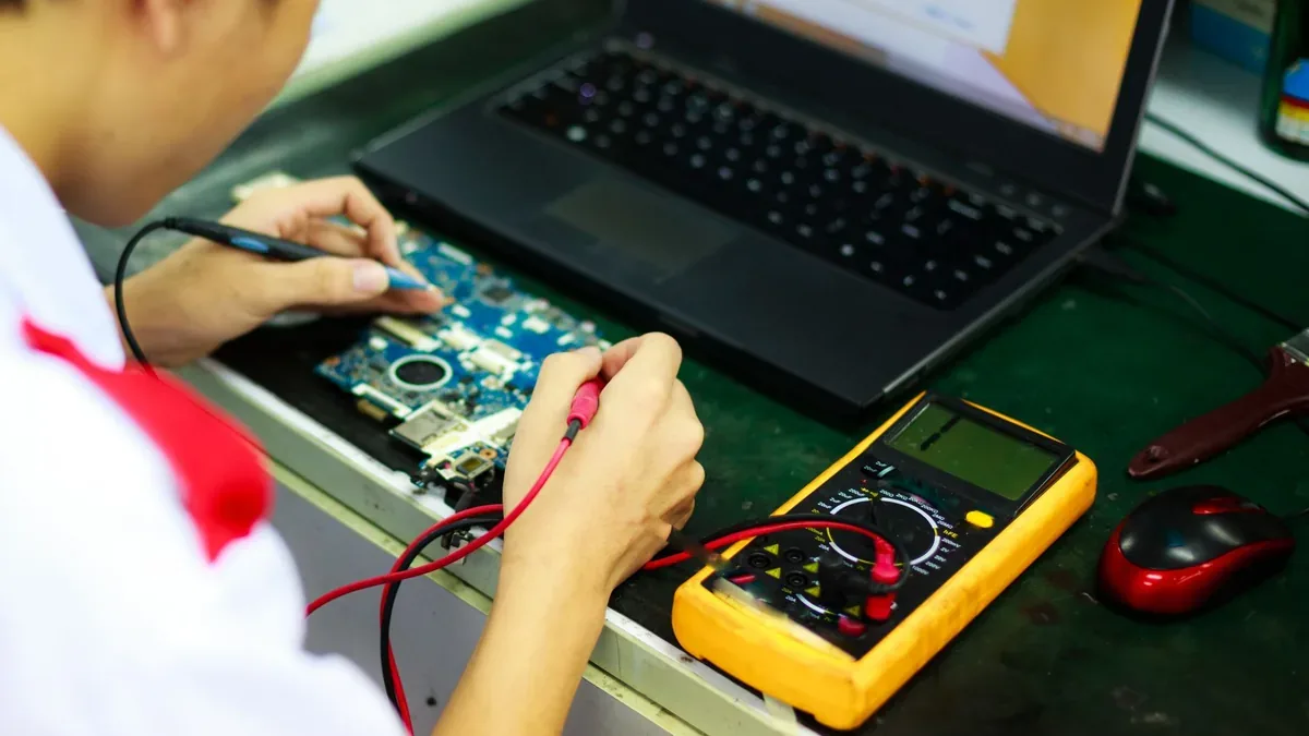 Kendala Lapangan & Solusi Praktis yang Jarang Diungkap Panduan Resmi - cara ngerestat hp vivo yang hang atau freeze